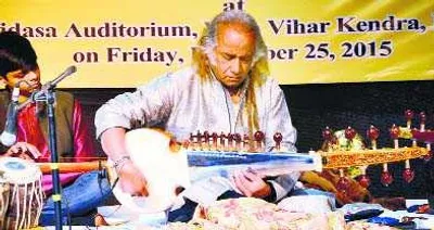 sarod maestro aashish khan dies ਮਸ਼ਹੂਰ ਸਰੋਦ ਵਾਦਕ ਉਸਤਾਦ ਆਸ਼ੀਸ਼ ਖਾਨ ਦਾ ਅਮਰੀਕਾ ’ਚ ਦੇਹਾਂਤ