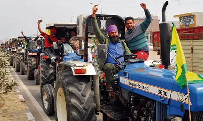 ਸੰਯੁਕਤ ਕਿਸਾਨ ਮੋਰਚੇ ਦੇ ਸੱਦੇ ’ਤੇ ਕਿਸਾਨਾਂ ਵੱਲੋਂ ਟਰੈਕਟਰ ਮਾਰਚ