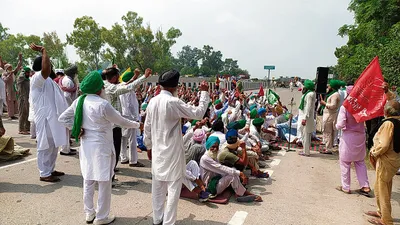 ਕਤਲ ਮਾਮਲਾ  ਮੁਲਜ਼ਮਾਂ ਦੀ ਗ੍ਰਿਫ਼ਤਾਰੀ ਲਈ ਆਵਾਜਾਈ ਰੋਕੀ